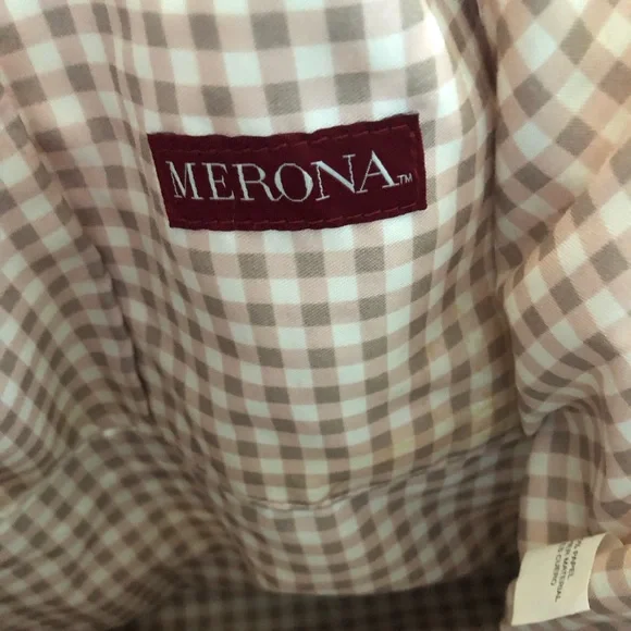 Go to the beach this summer with this woven sack by Target’s brand Merona! - Picture 2 of 8